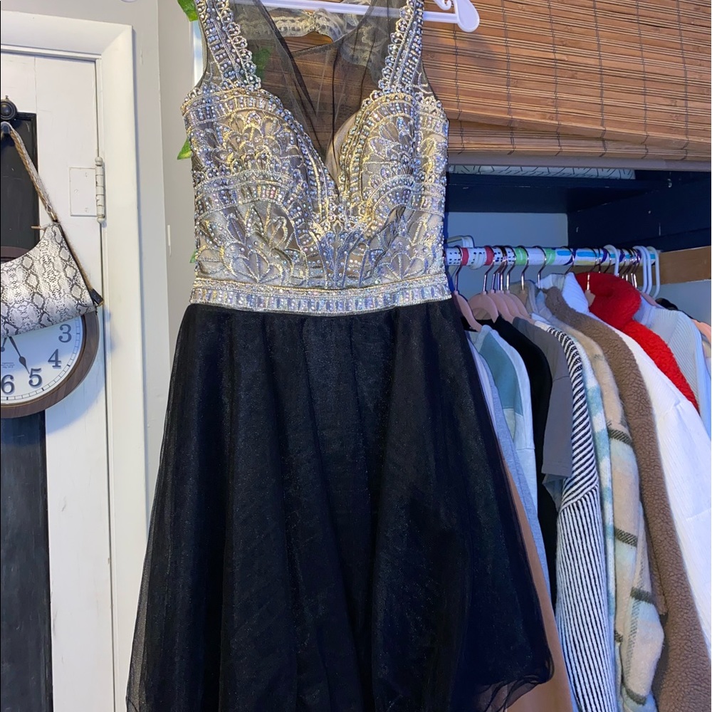 Gold and black heart shaped chest hoco dress